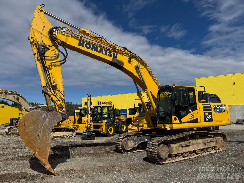 Komatsu HB365LC-3E0 Pásové rýpadlá