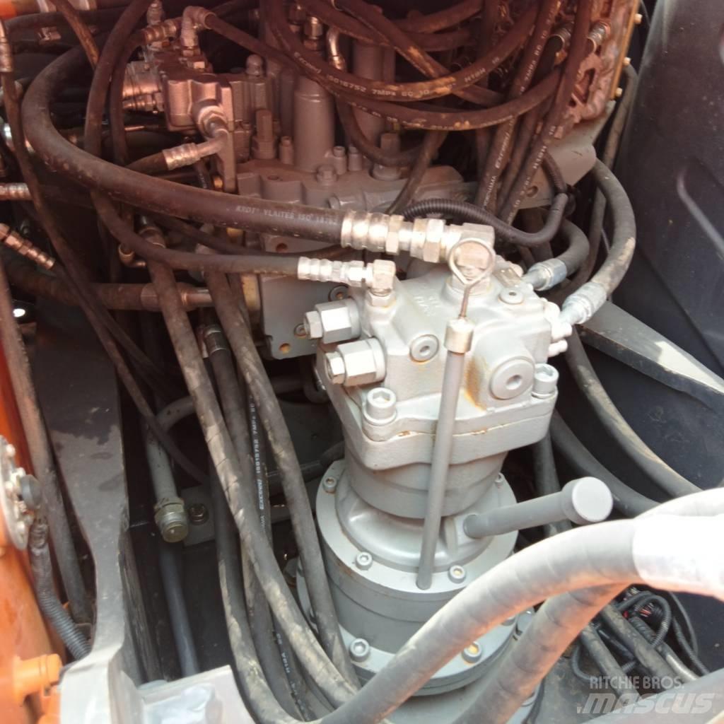 Hitachi ZX 120 Pásové rýpadlá