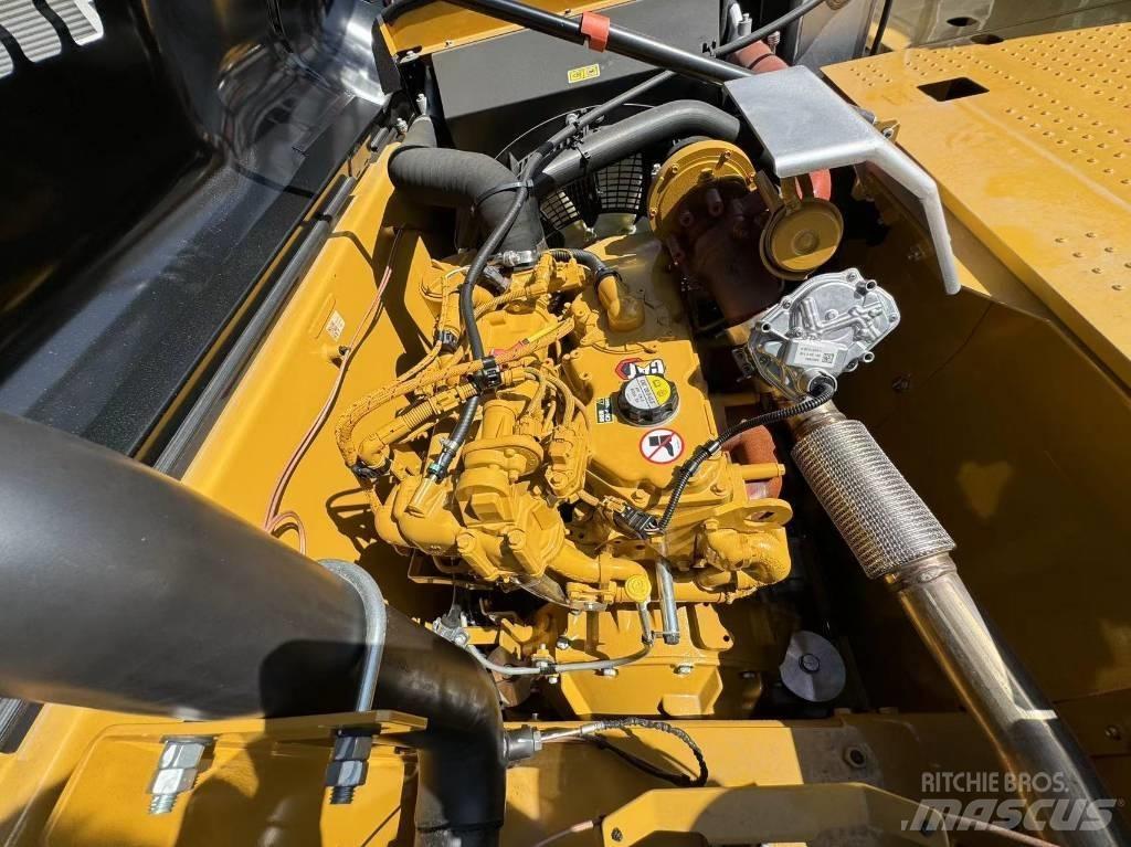 CAT 320GX Pásové rýpadlá