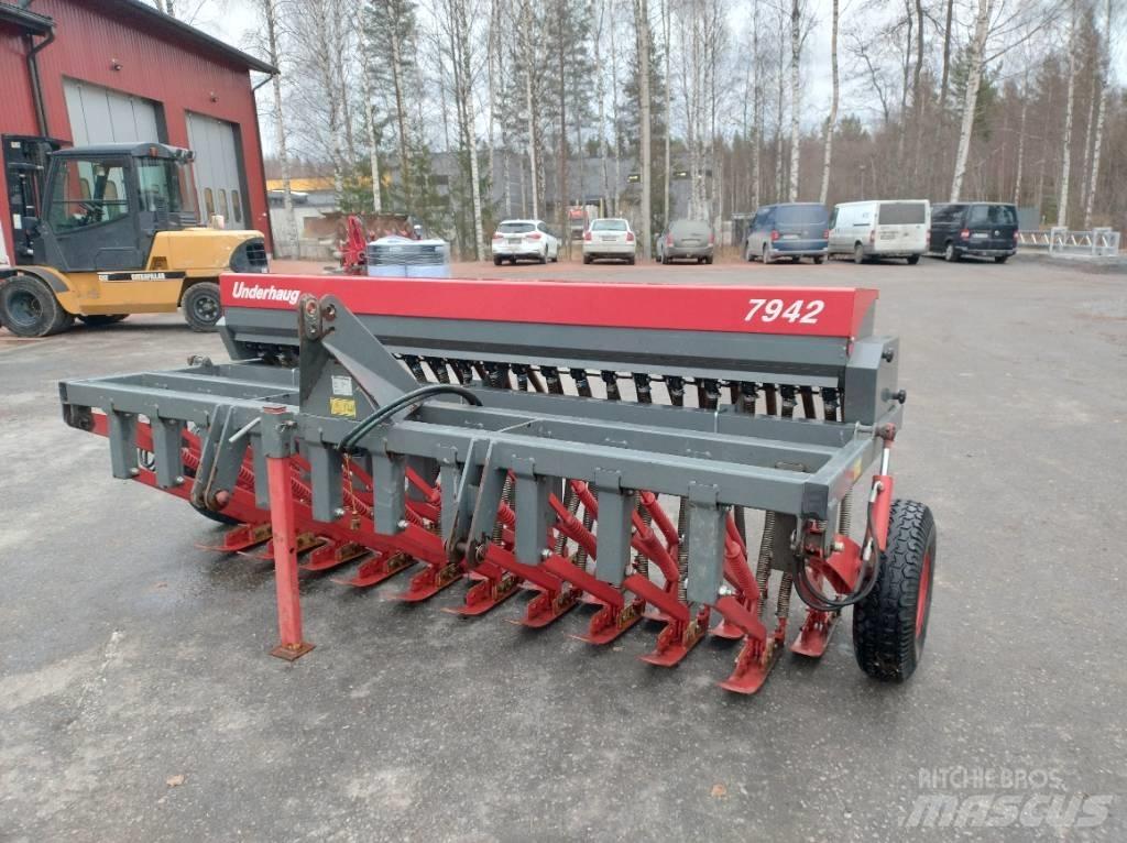 Underhaug 7492 Mechanické sejačky
