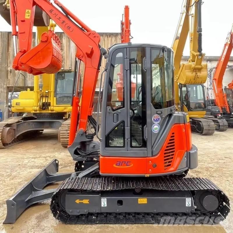 Hitachi ZX 50 U Mini rýpadlá < 7t