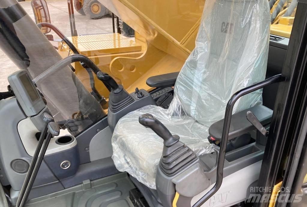 CAT 365 CL Pásové rýpadlá
