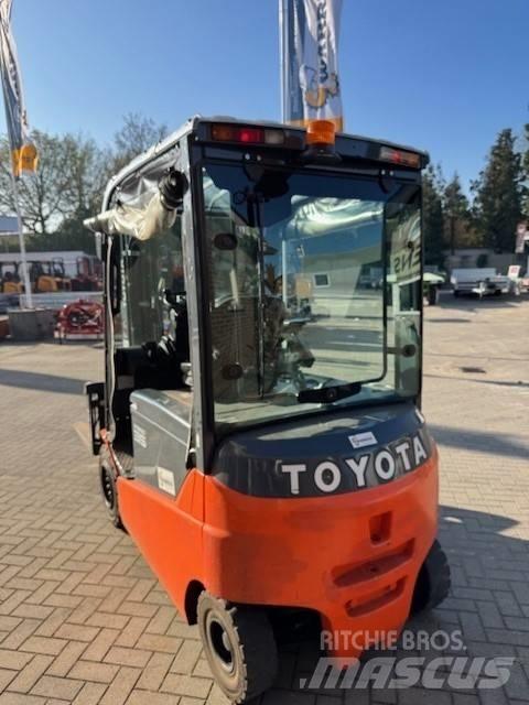 Toyota 8FBMT35 Akumulátorové vozíky