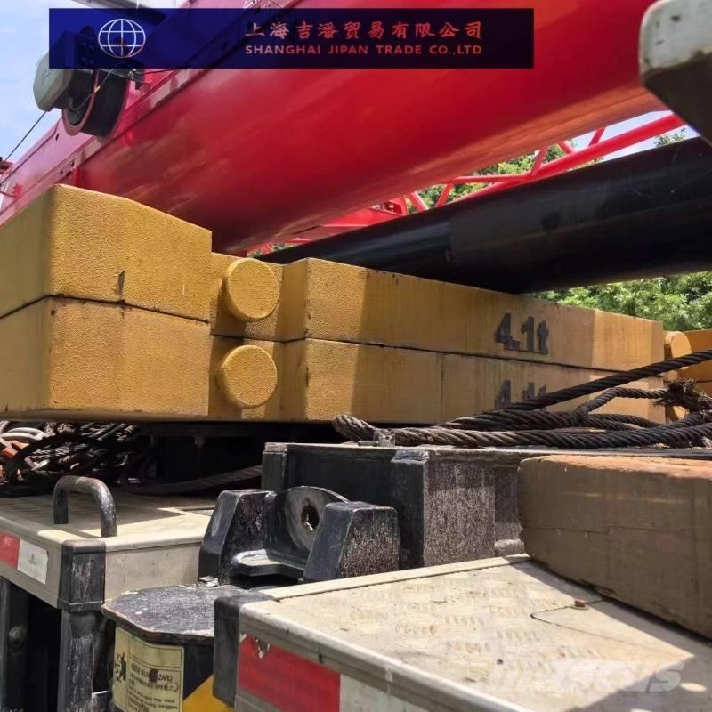 Sany STC 800 Univerzálne terénne žeriavy