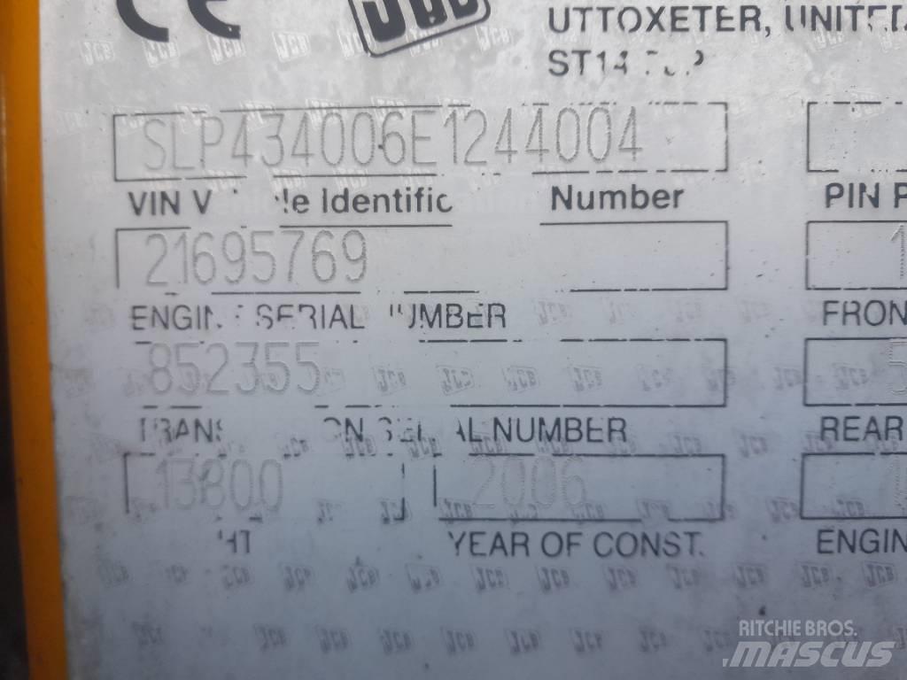 JCB 434S Kolesové nakladače