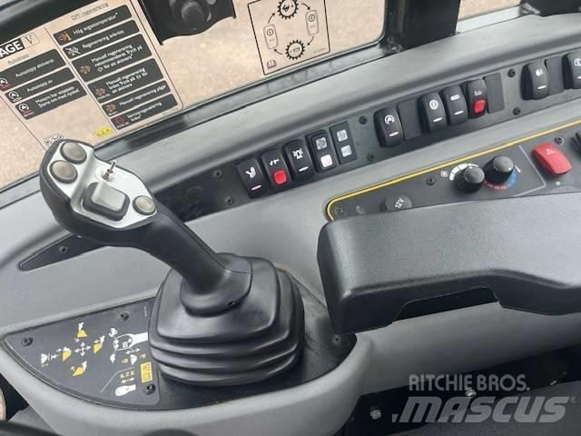 JCB 407 Agri Kolesové nakladače