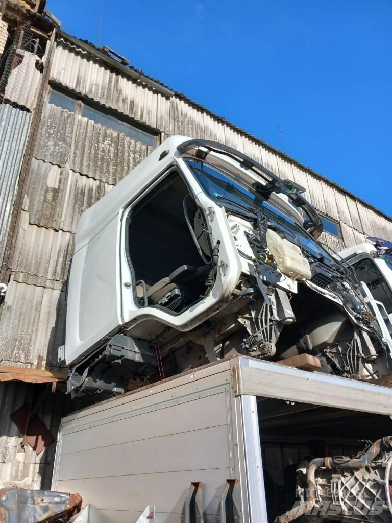 Renault Premium 460 Kabíny a interiér