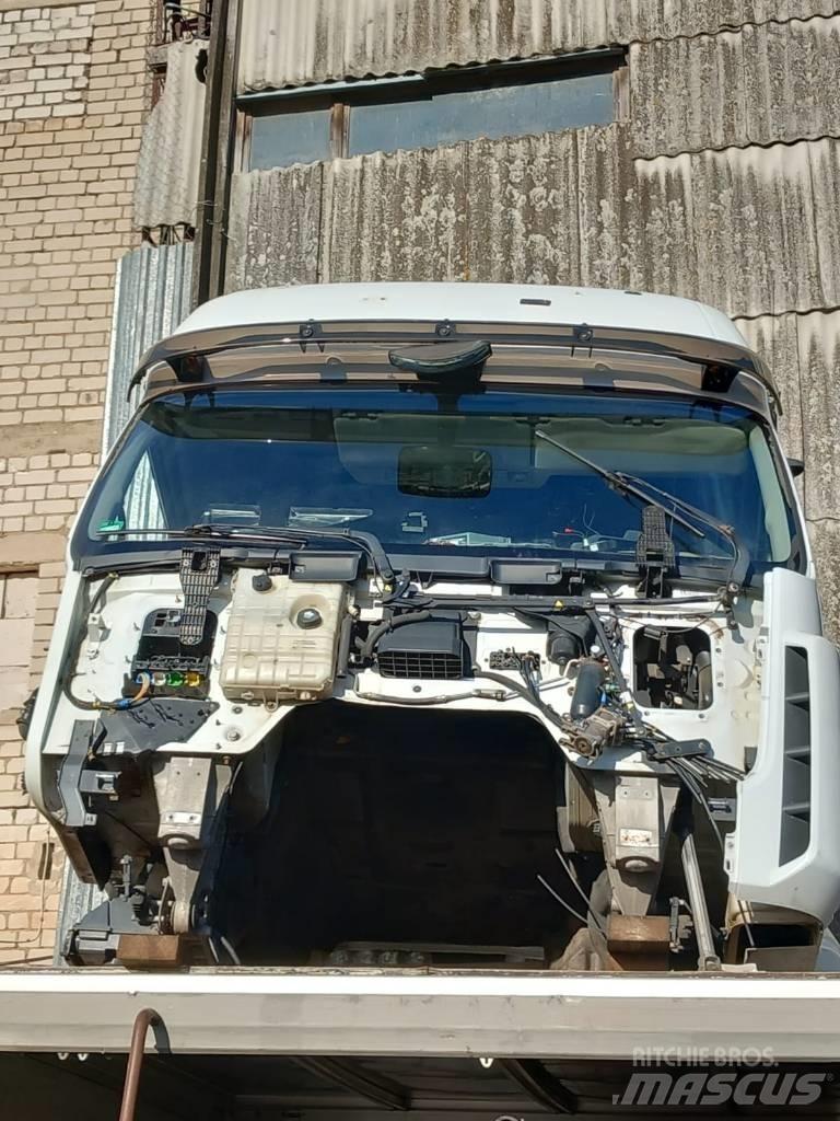 Renault Premium 460 Kabíny a interiér