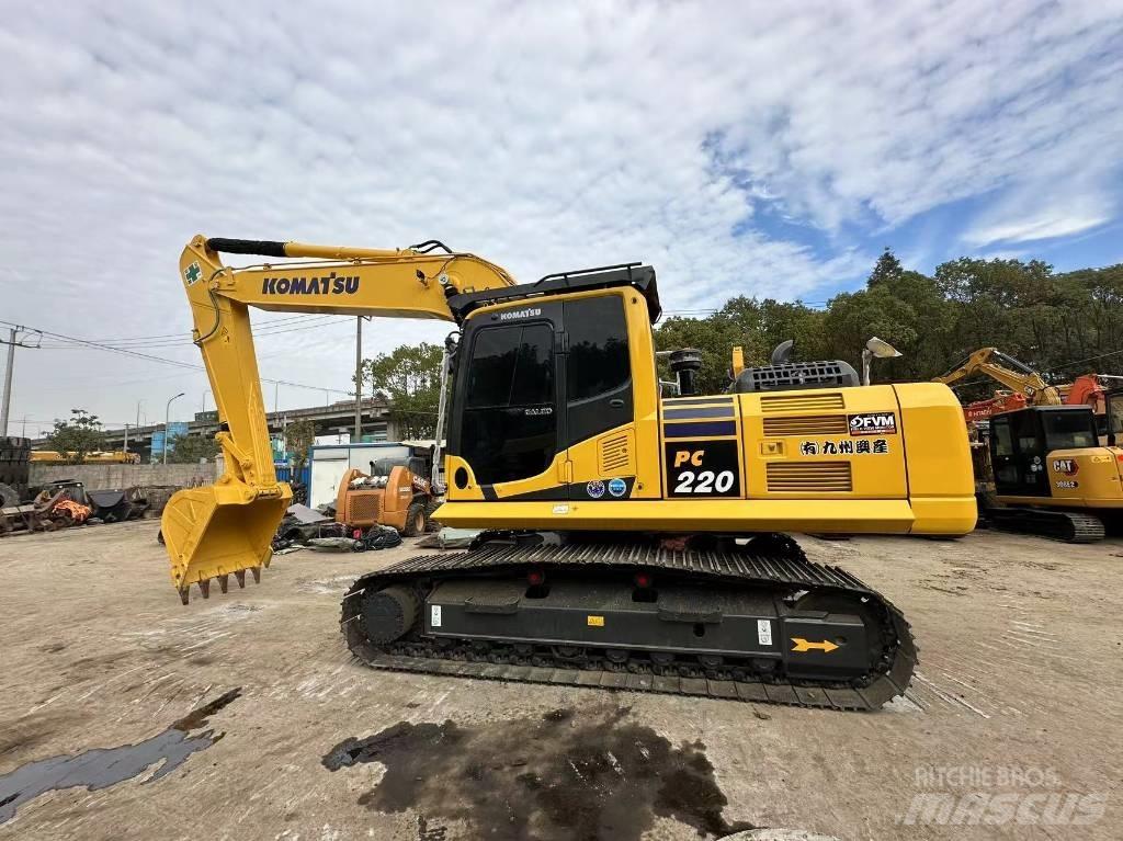 Komatsu PC 220 Pásové rýpadlá