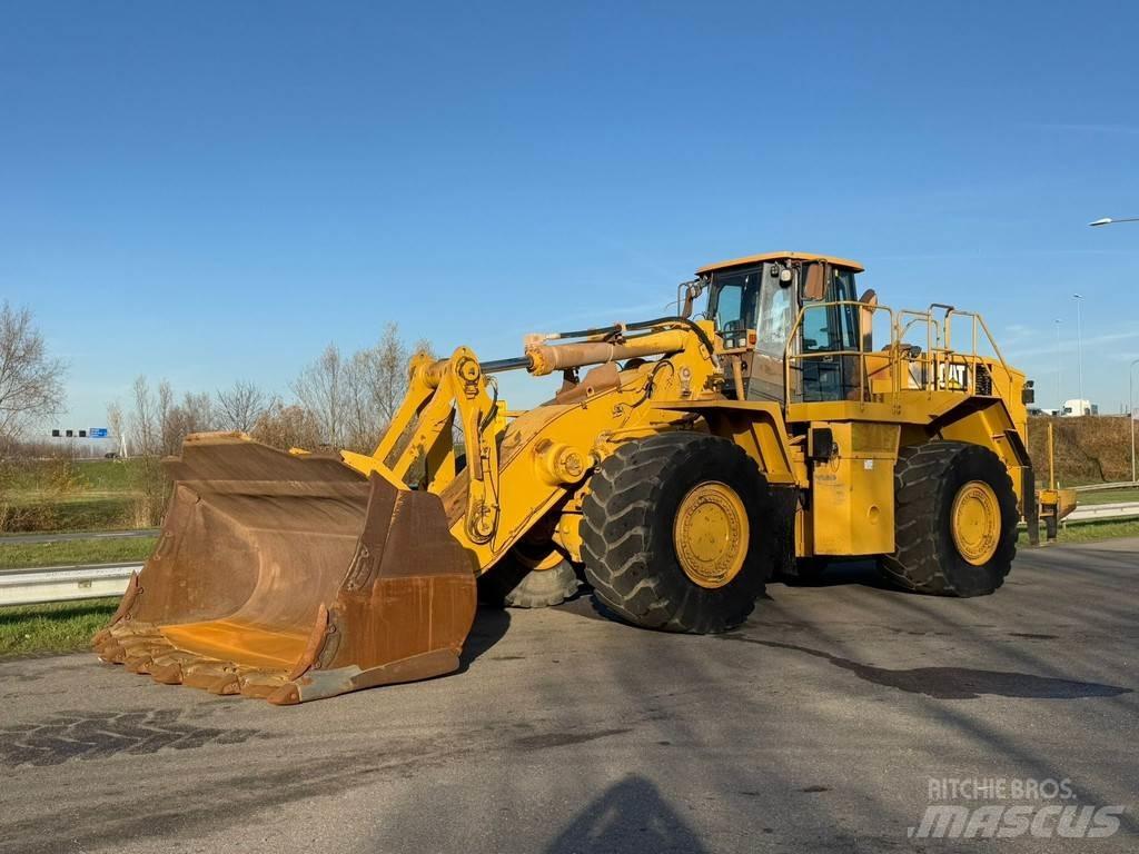 CAT 988G Kolesové nakladače