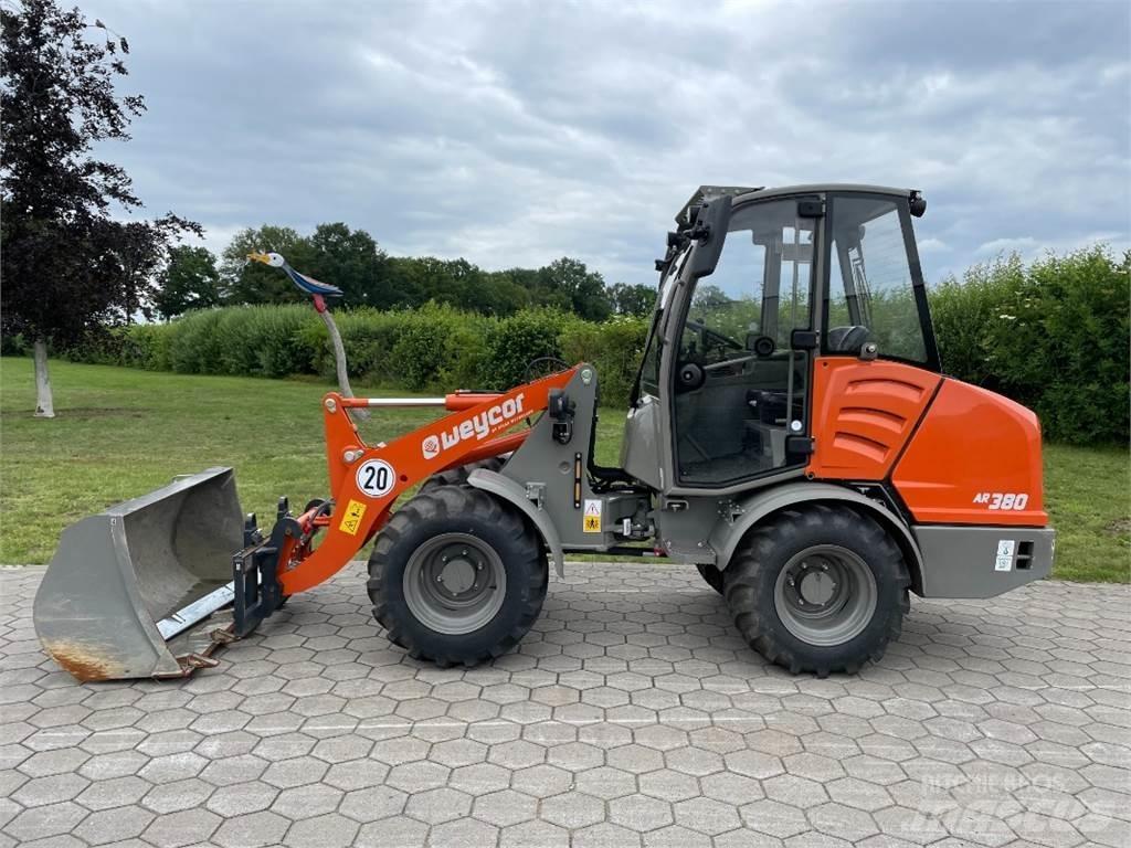 Atlas AR380 Kolesové nakladače
