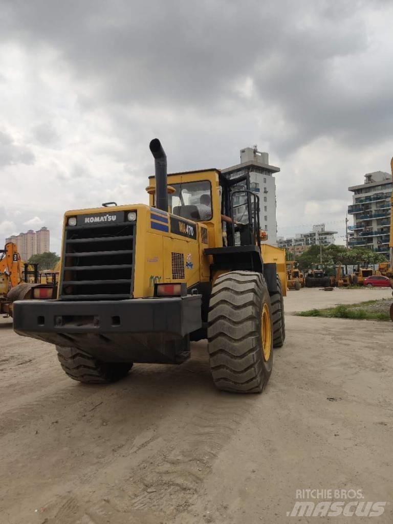 Komatsu WA470-3 Kolesové nakladače