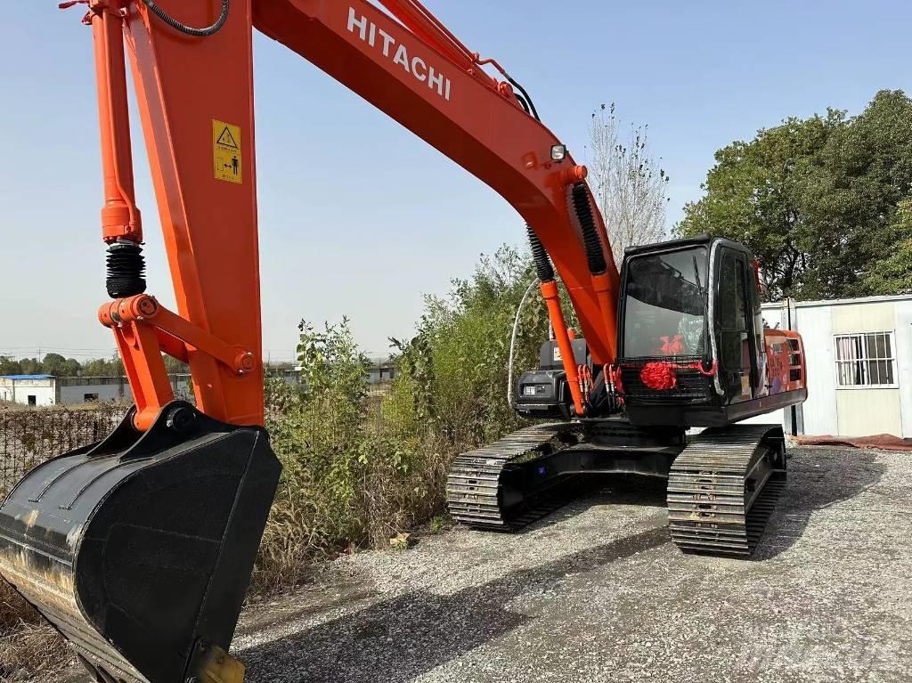 Hitachi ZX 200-6 Midi rýpadlá 7 t - 12 t