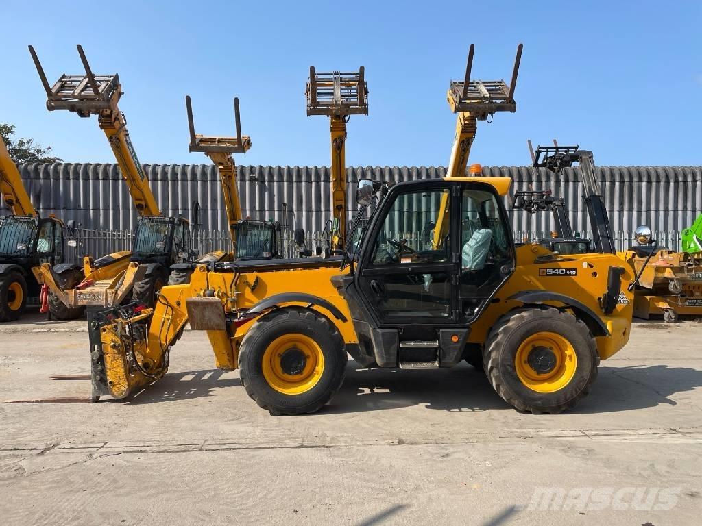 JCB 540-140 Teleskopické manipulátory