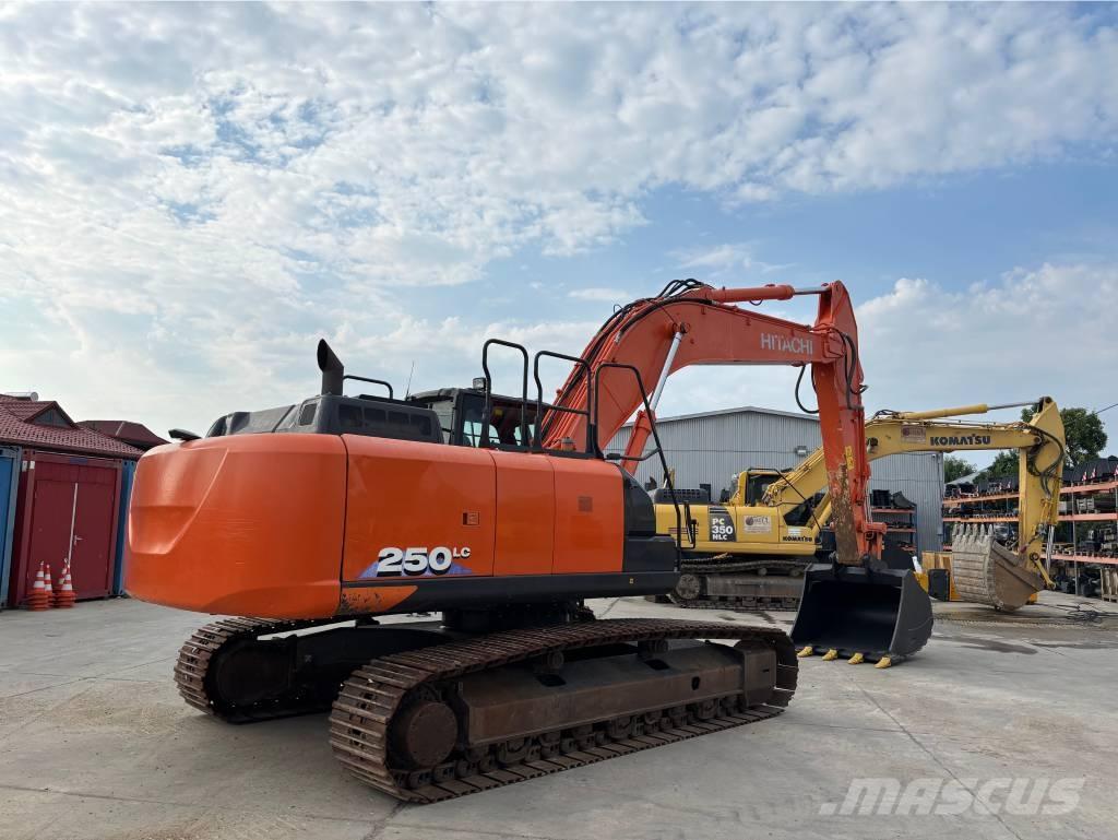 Hitachi ZX 250 LC-6 Pásové rýpadlá