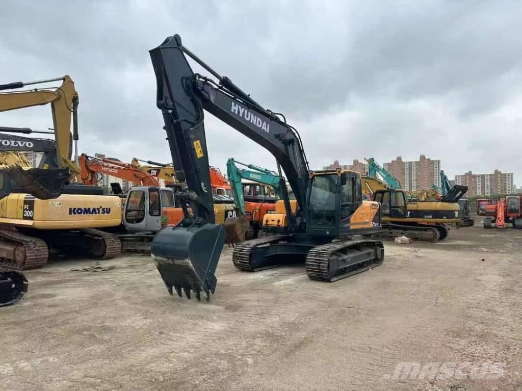 Hyundai 225LC-9T Pásové rýpadlá