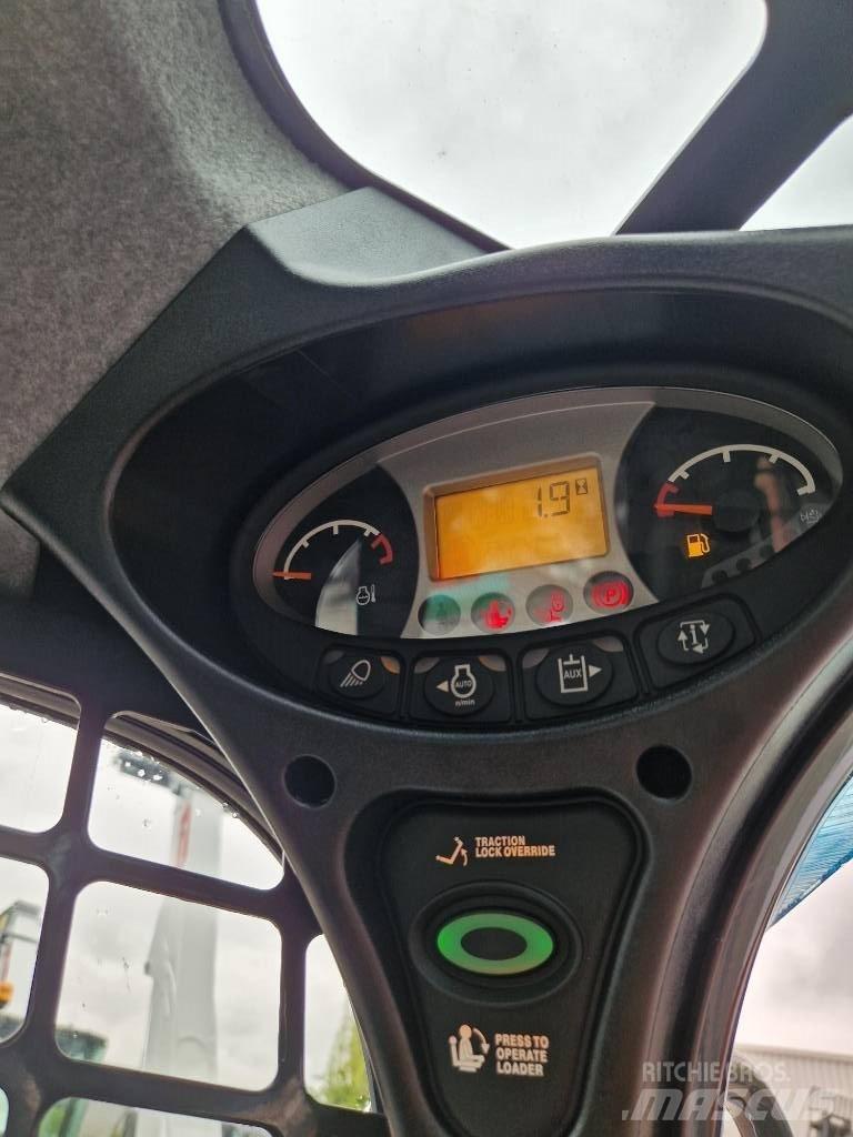 Bobcat T 450 Šmykom riadené nakladače