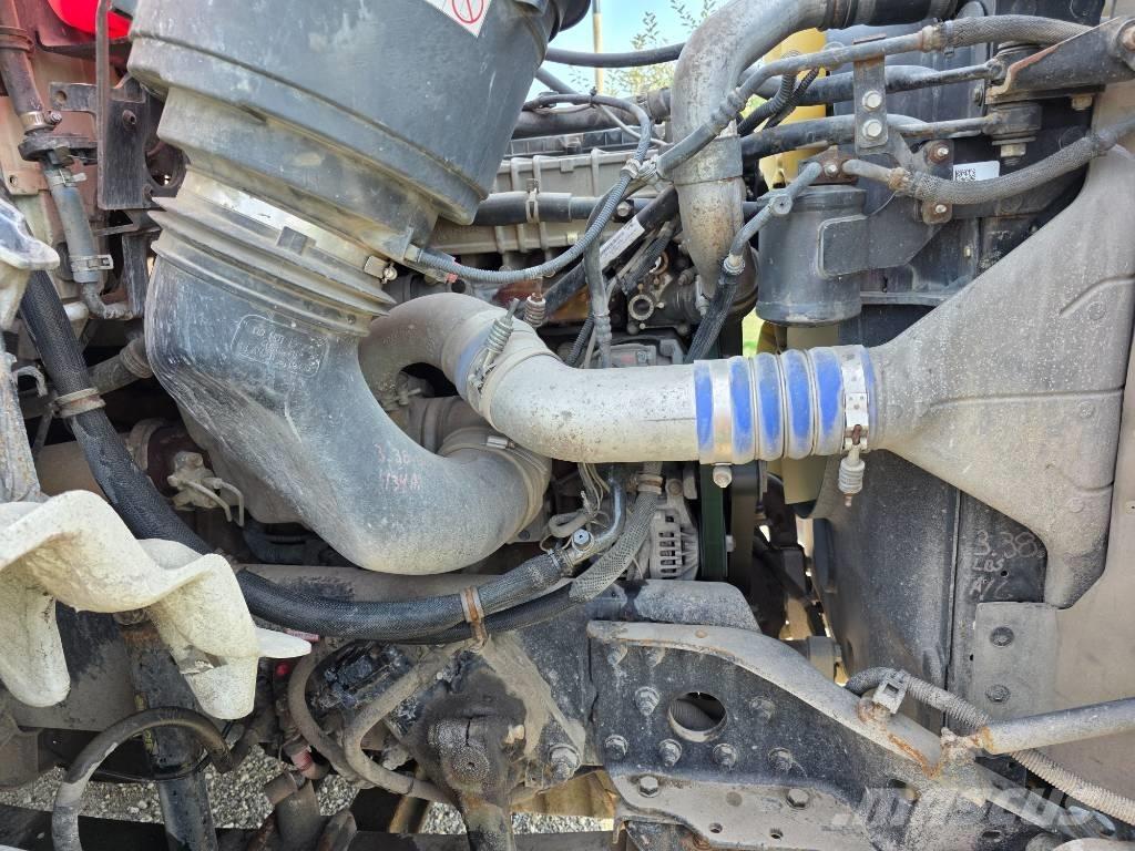 Western Star 4700 SB Ťahače