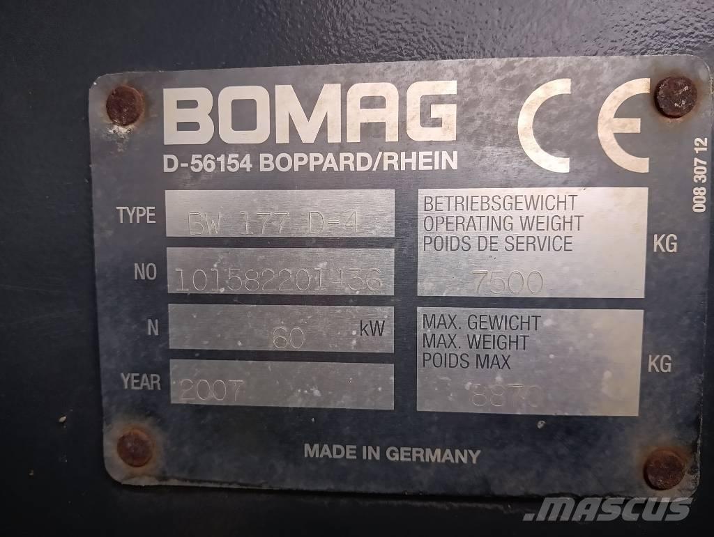 Bomag 177 D4 Ťahačové valce