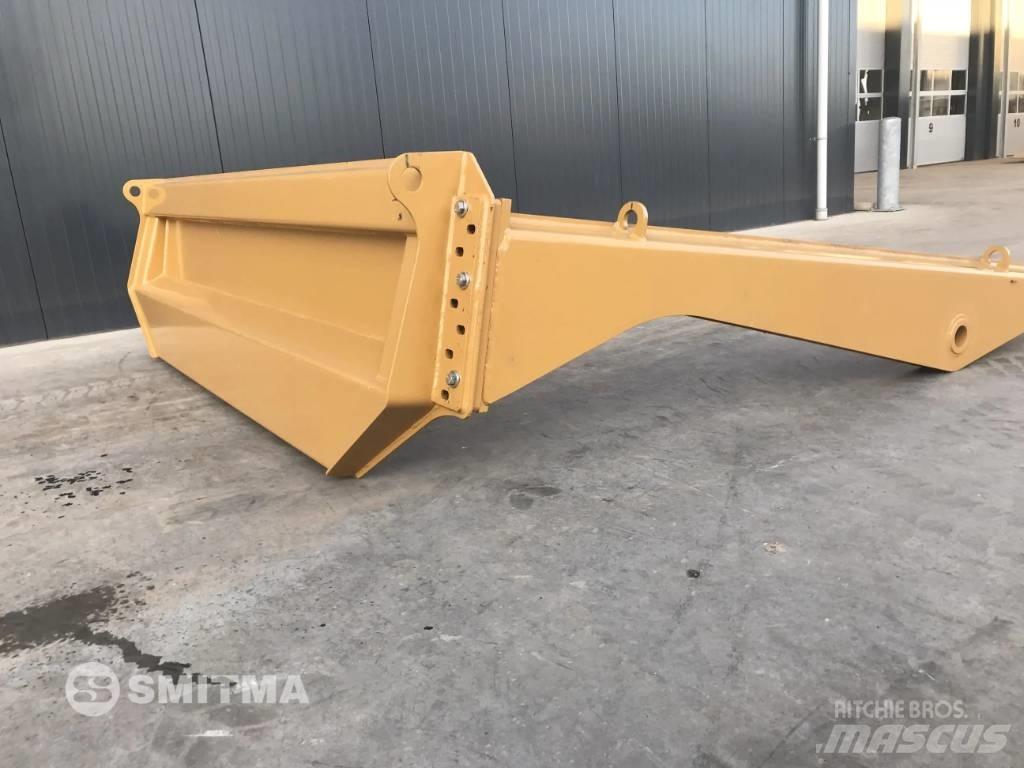 CAT 730 Zadné dvere