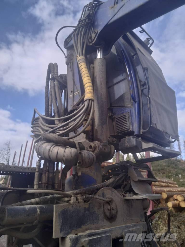 Loglift F118ST Lesnícke žeriavy