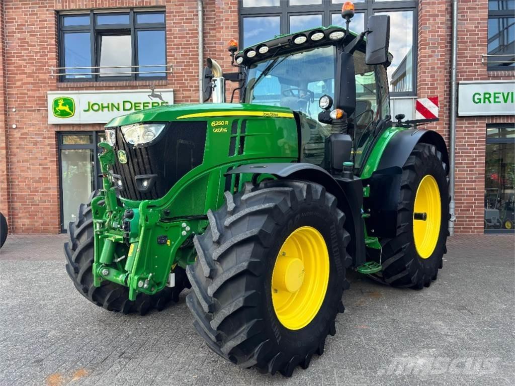 John Deere 6250R Traktory