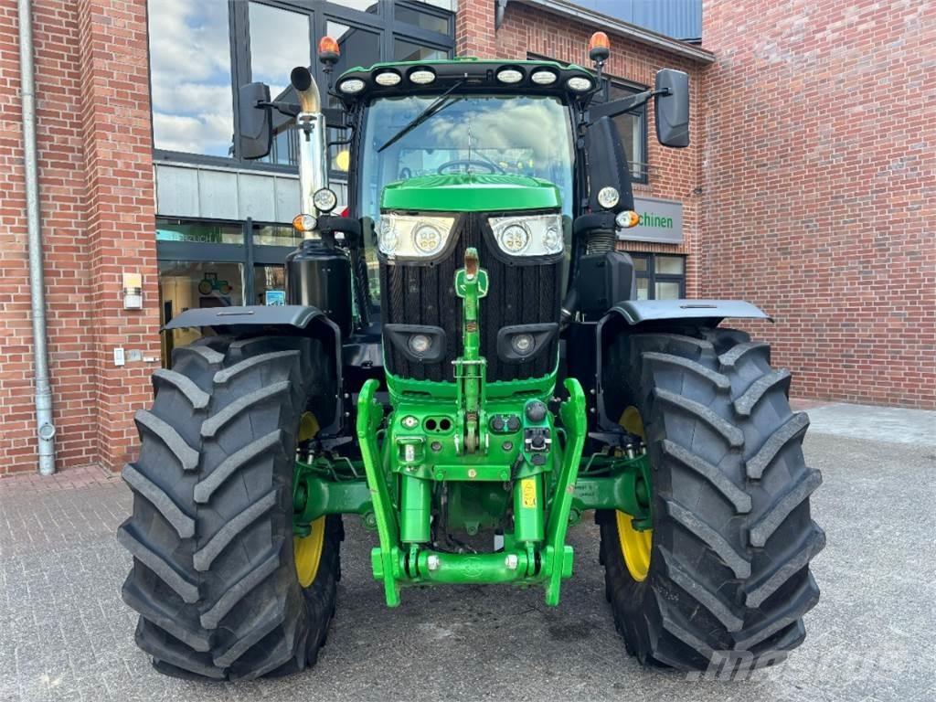 John Deere 6250R Traktory
