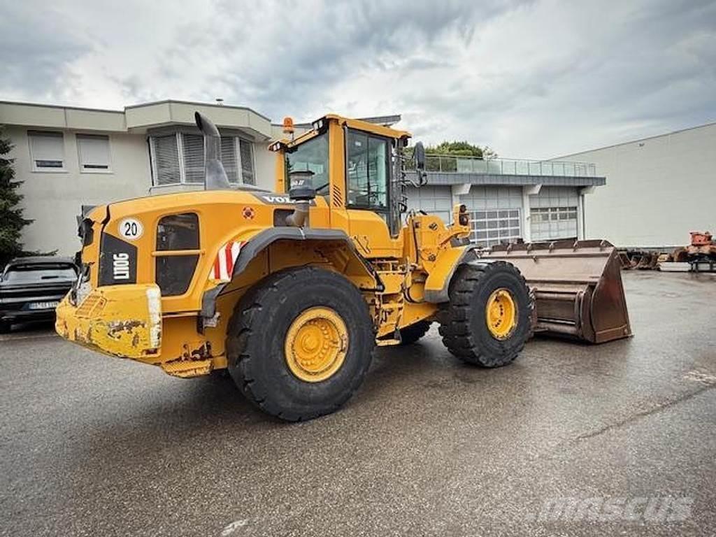 Volvo L110G Kolesové nakladače