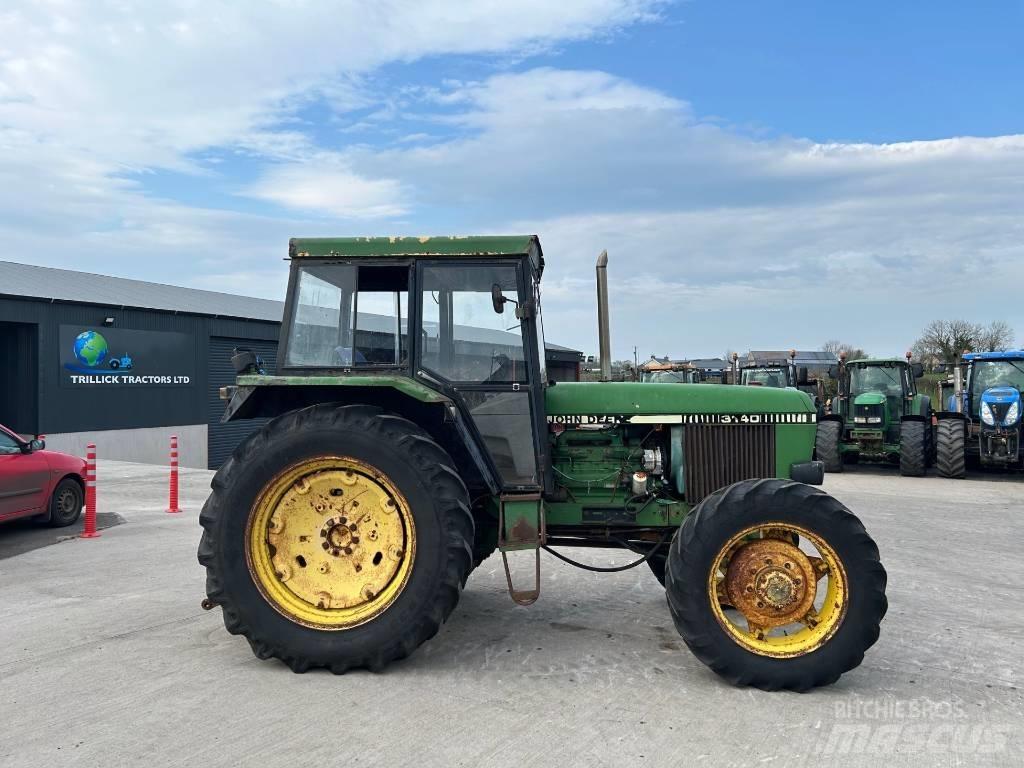 John Deere 3140 Traktory