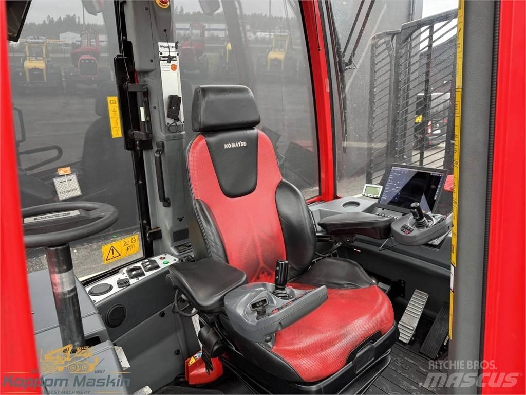 Komatsu 875 Lesné traktory