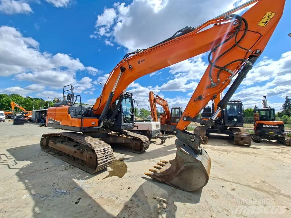 Doosan DX 255 LC-5 Pásové rýpadlá