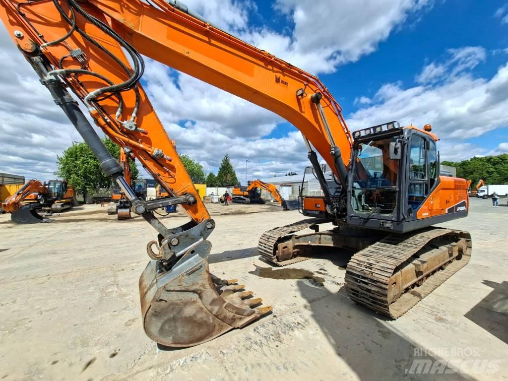 Doosan DX 255 LC-5 Pásové rýpadlá
