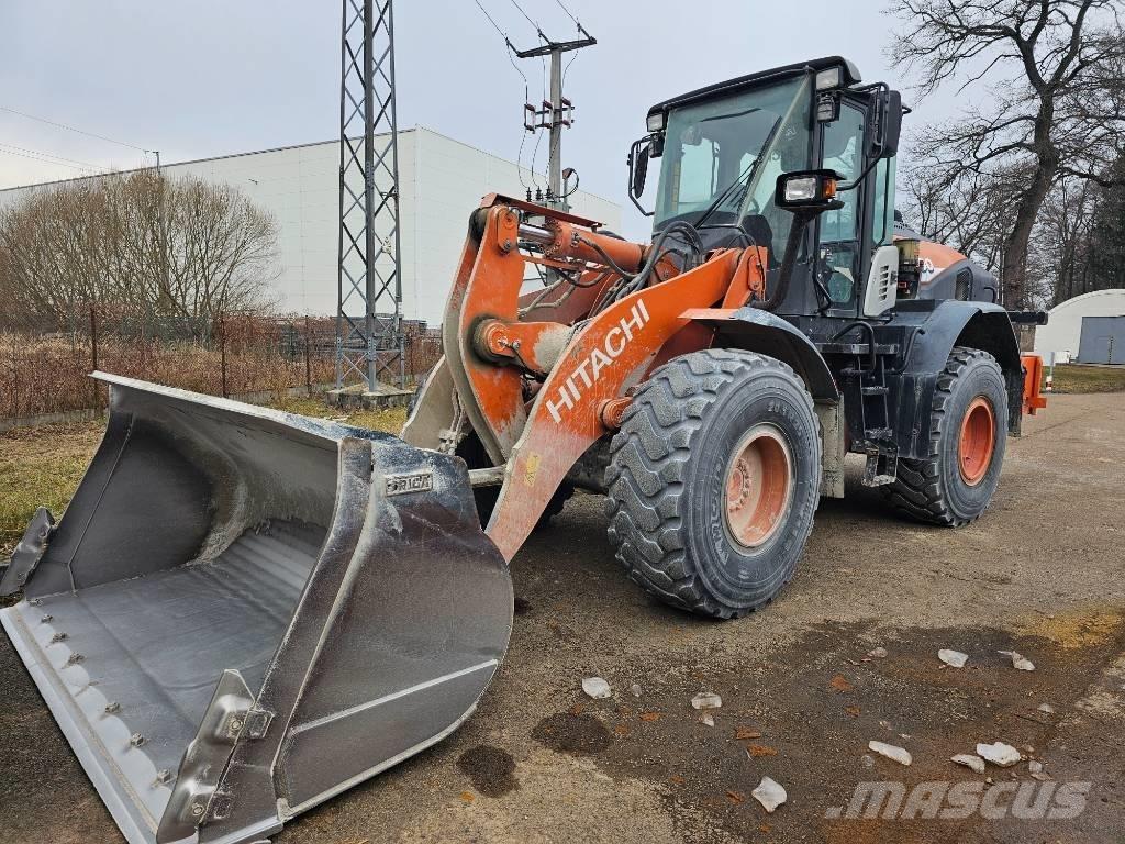Hitachi ZW180-6 Kolesové nakladače