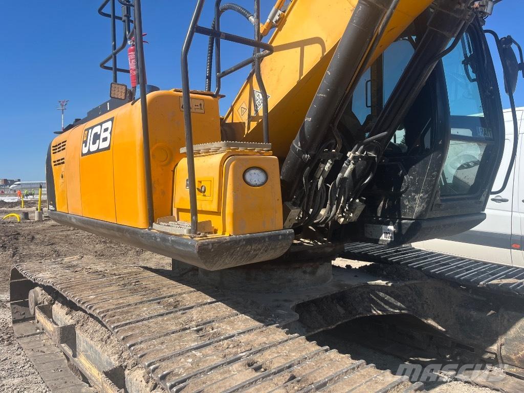 JCB JS 220 LC Pásové rýpadlá