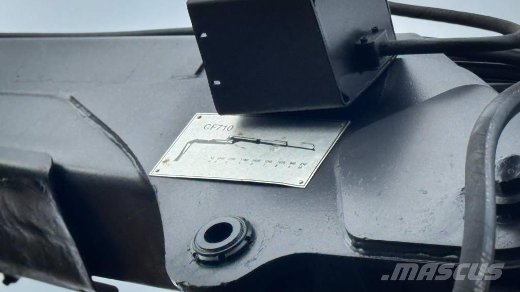 John Deere 1210 E Lesné traktory