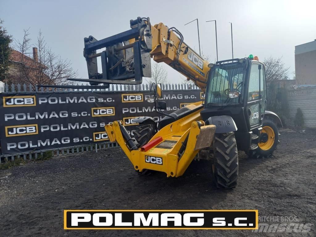 JCB 535-125 Teleskopické manipulátory
