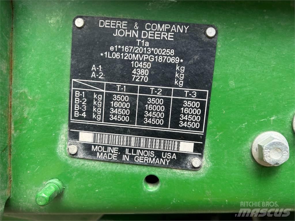 John Deere 6120M Traktory