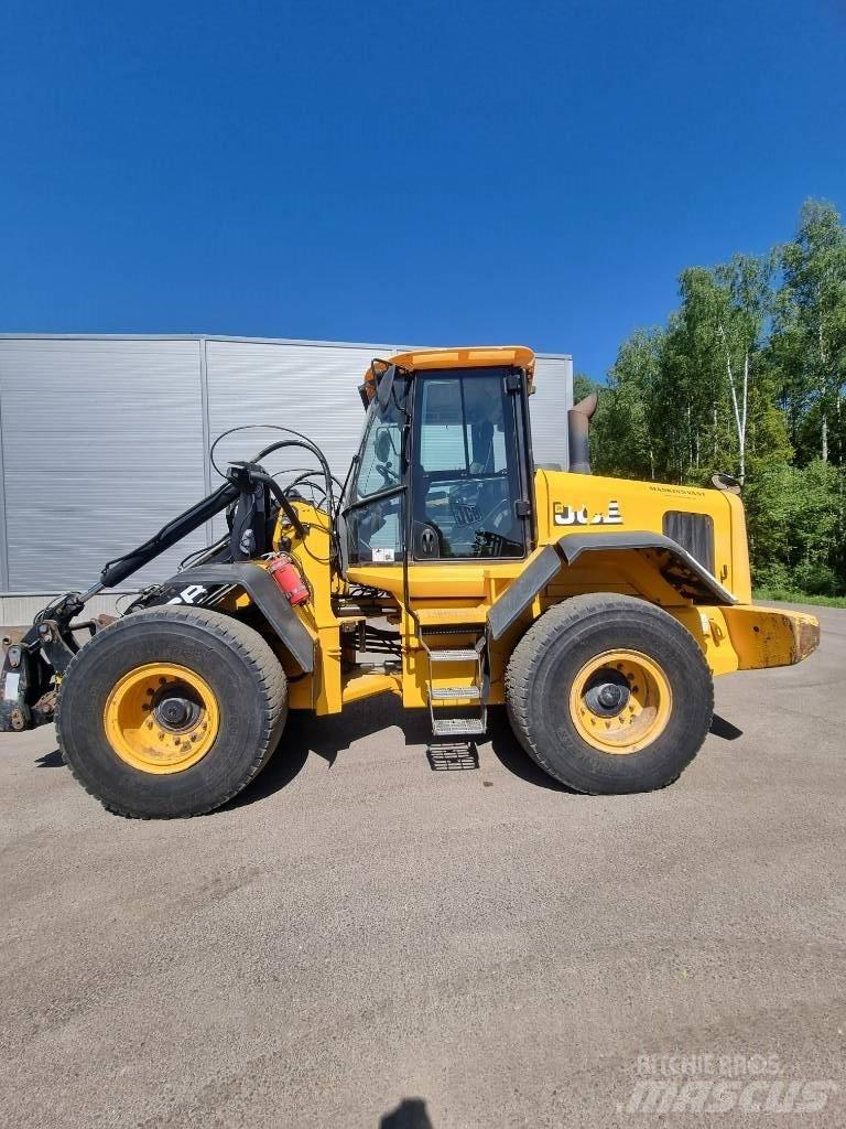 JCB 427 Kolesové nakladače