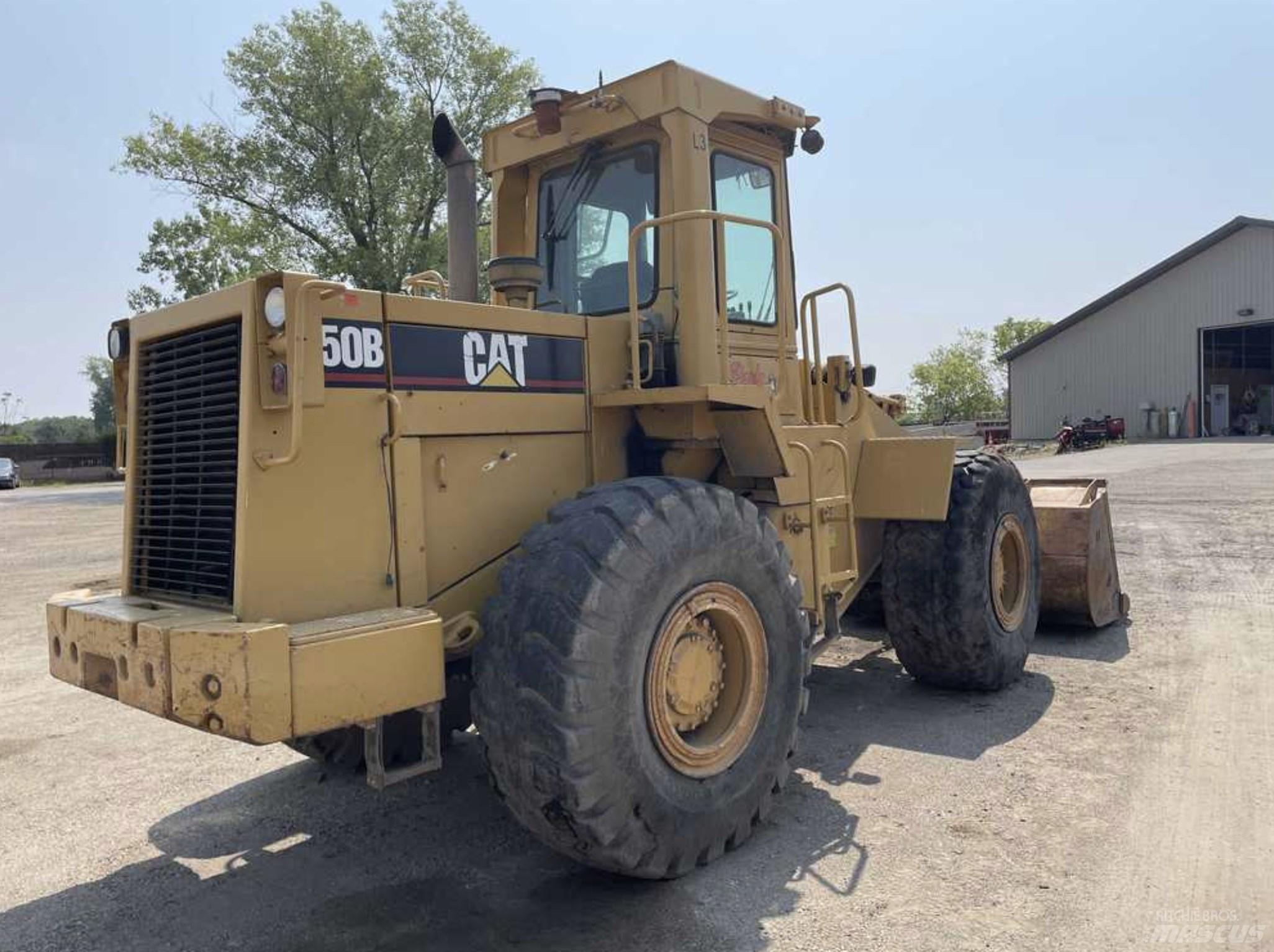 CAT 950 B Kolesové nakladače