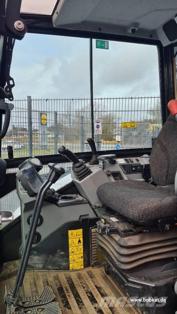 Bobcat E 60 Mini rýpadlá < 7t