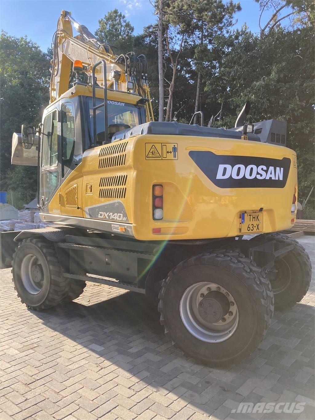 Doosan DX140W-5 Kolesové rýpadlá