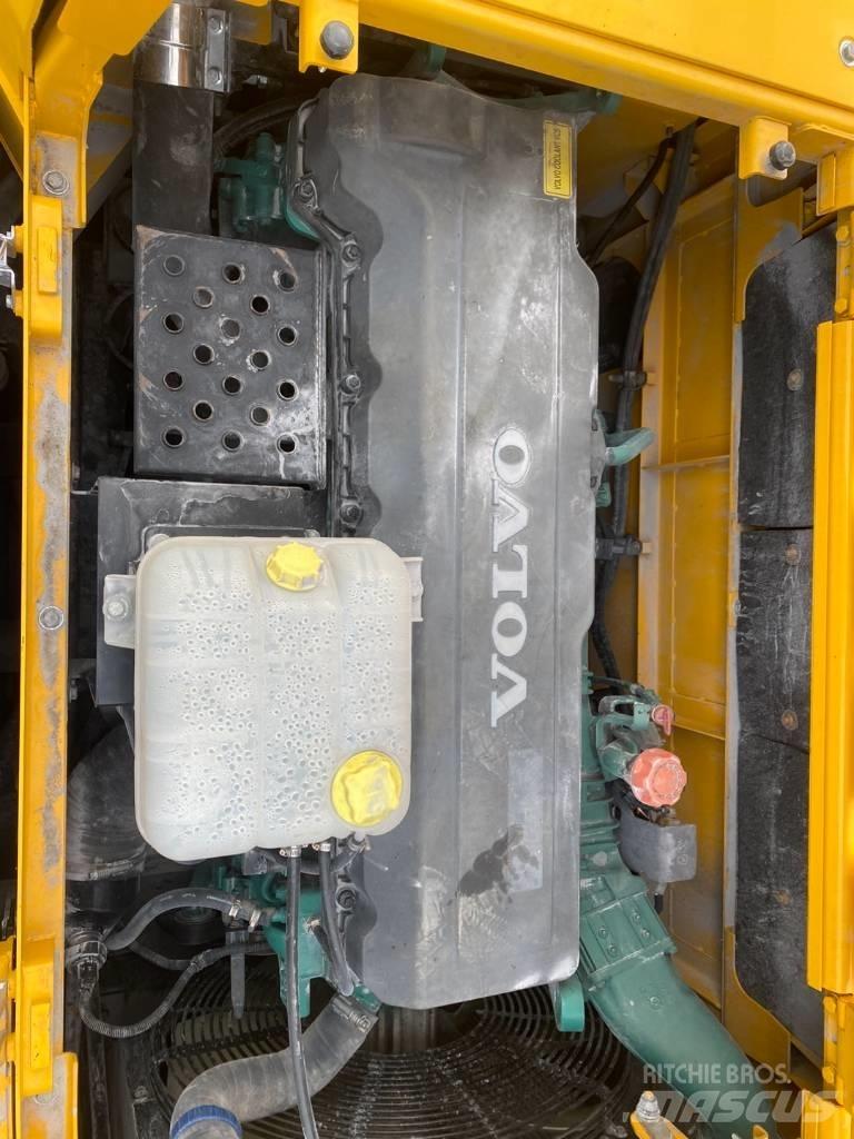 Volvo 480D Pásové rýpadlá