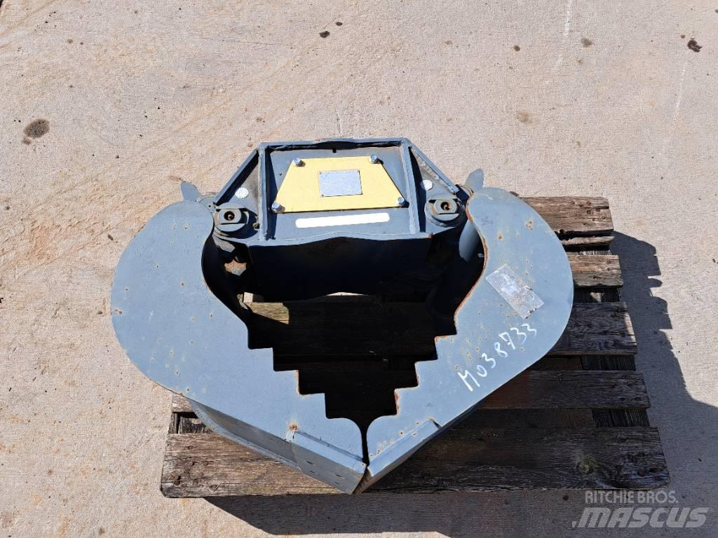 Mustang GRP250CH Drapáky