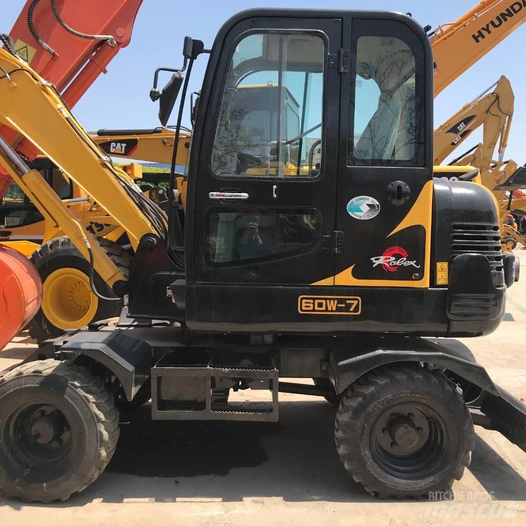 Hyundai Robex 60-7 Kolesové rýpadlá