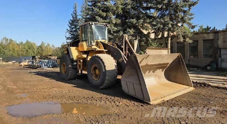 Volvo L 220 F Kolesové nakladače