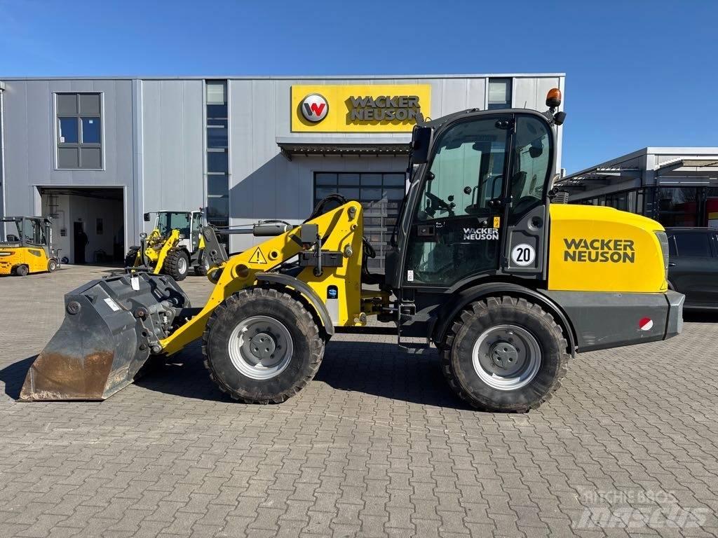 Wacker Neuson WL 70 Kolesové nakladače