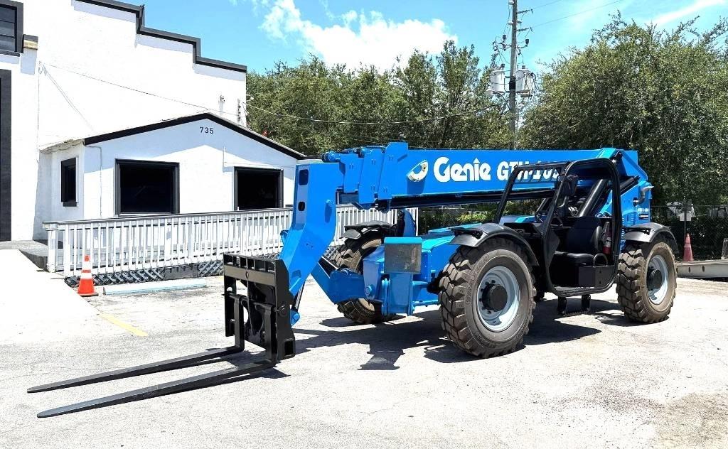 Genie GTH 1056 Teleskopické manipulátory
