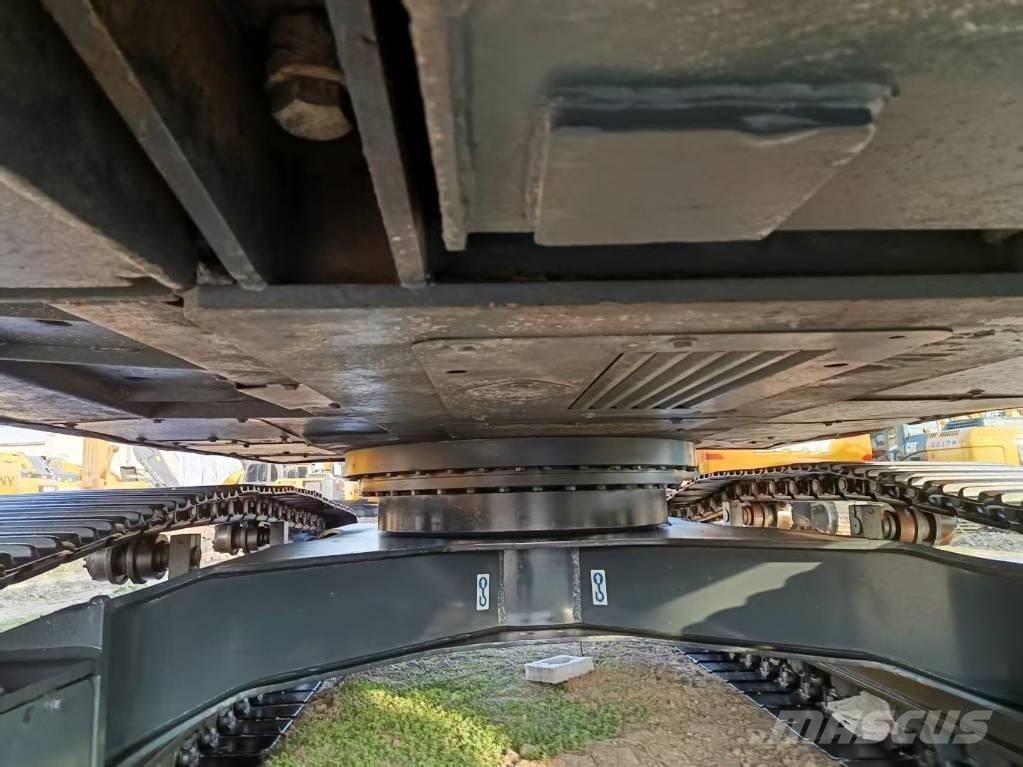 Hyundai 220-9s Pásové rýpadlá