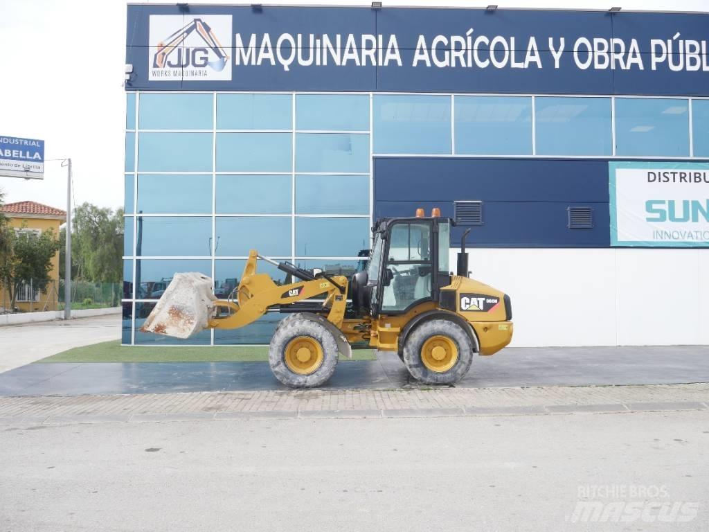 CAT 908 H Kolesové nakladače