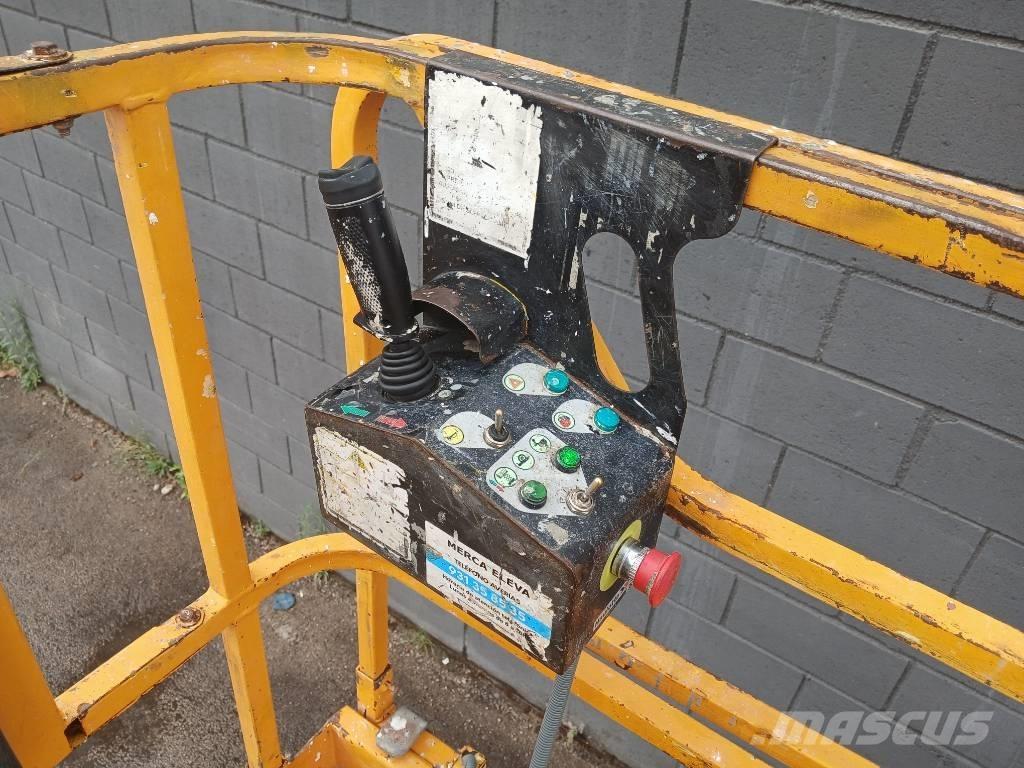 Haulotte Compact 12 Nožnicové zdvíhacie plošiny